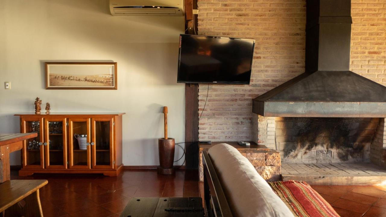 Hosteria La Bordona Rivera Exterior photo